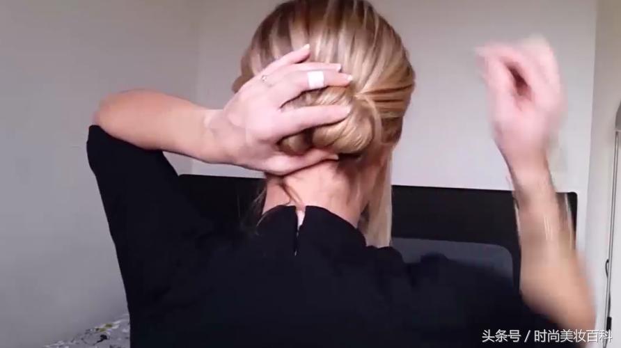 好看的发型盘发,一款唯美气质的晚宴盘发教程