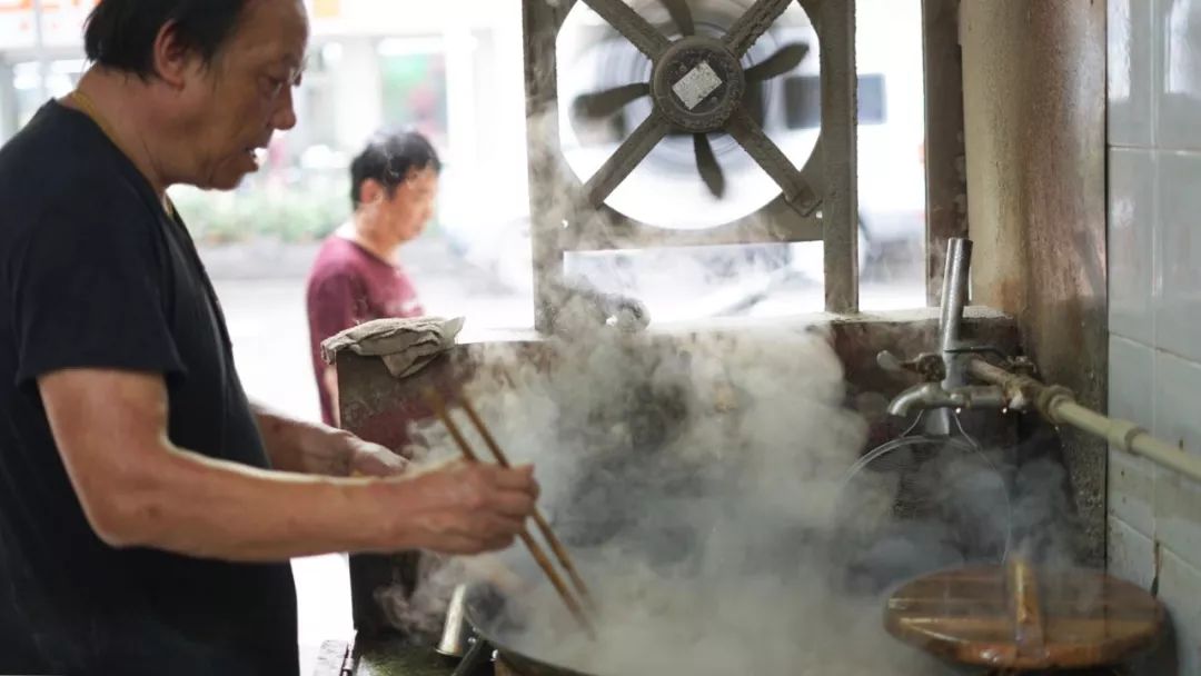 镇江锅盖面在南京哪边有分店,南京镇江锅盖面