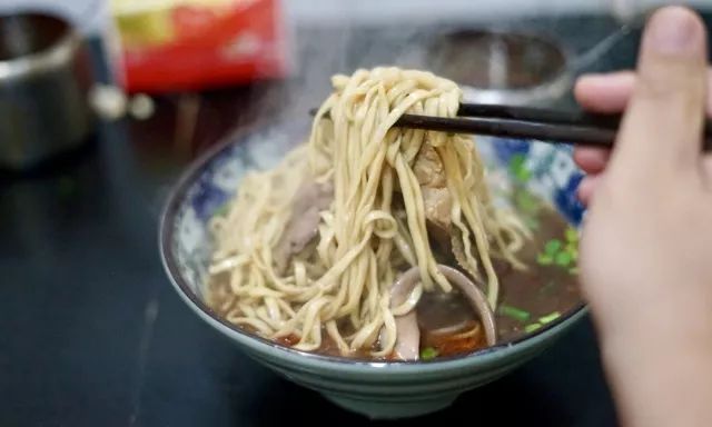 镇江锅盖面在南京哪边有分店,南京镇江锅盖面