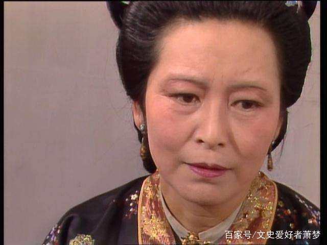 袭人与王夫人谈话,袭人为什么对王夫人告密