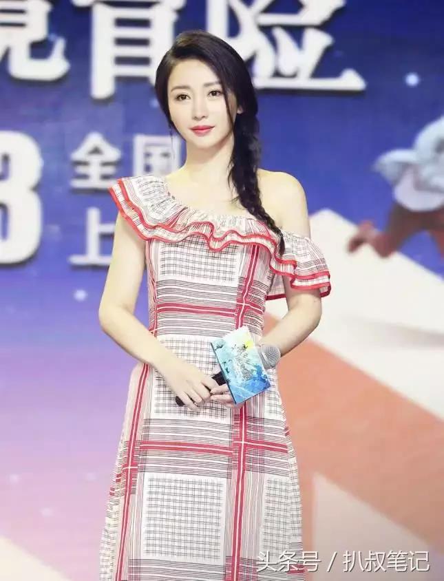 柳岩早期造型可爱,柳岩小清新造型少女感十足