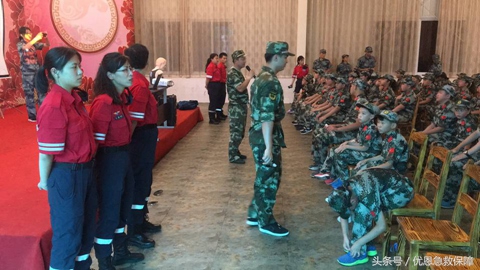 阳光少年特训夏令营,军事夏令营儿童有哪些训练