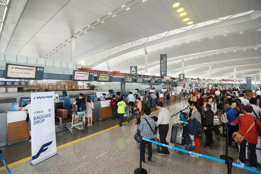 暑假去哪里?南京禄口机场上百条航线带你飞!