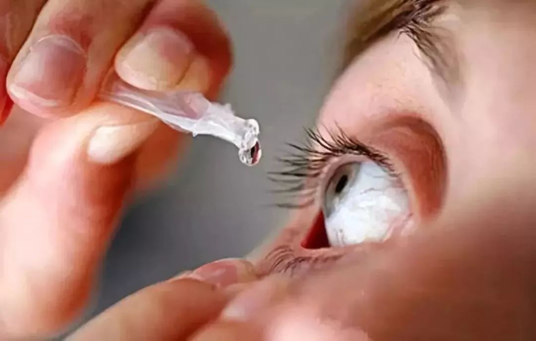 游泳是否能传染皮肤病,游泳感染皮肤病