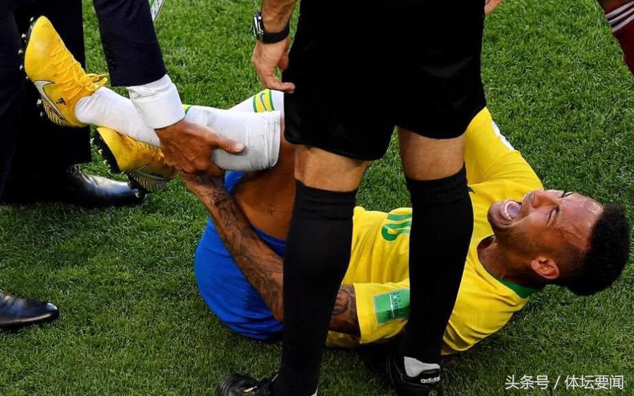 内马尔回应跳水事件,内马尔球场发飙