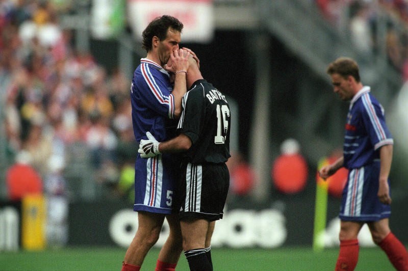 盘点球场暖心瞬间足球,足球球场尴尬时刻