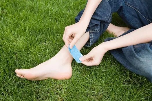 爆款创可贴,网红贴创可贴的方法