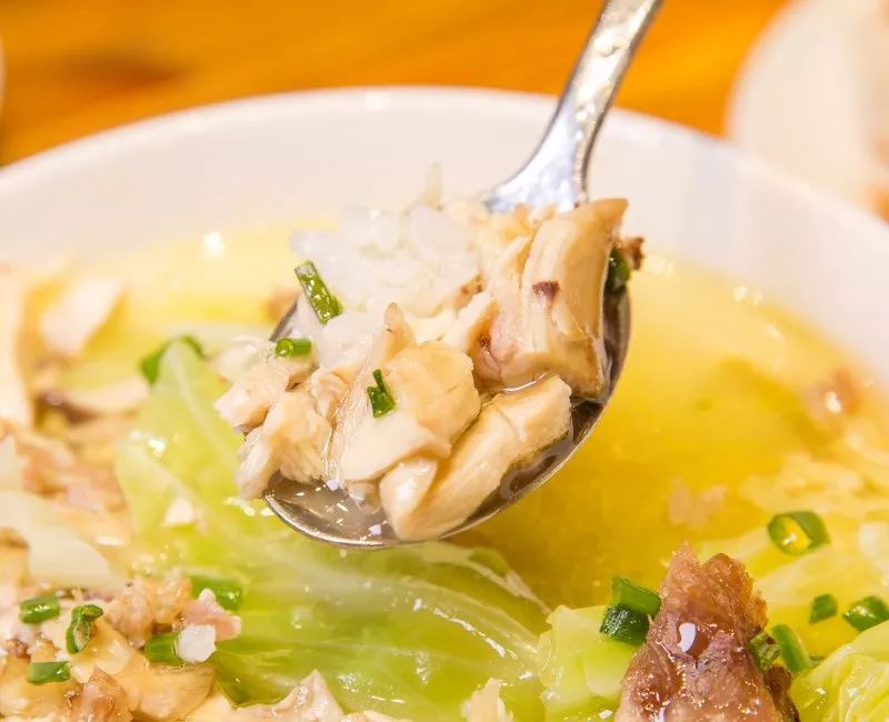 钵钵鸡是熟的菜吗,钵钵鸡算冷食还是热食