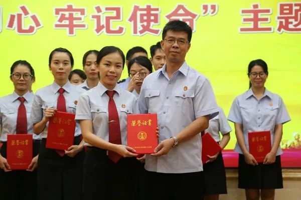 法院开展守初心担使命演讲,法院不忘初心牢记使命动员大会