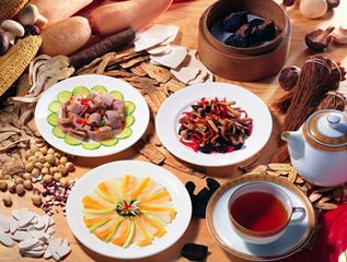 北方酸梅汤南方龟苓膏,中药凉茶酸梅汤