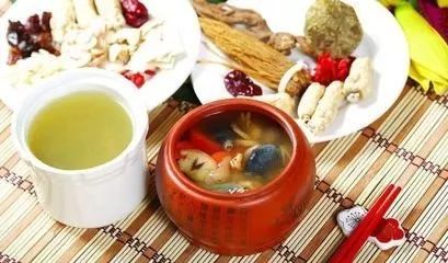 北方酸梅汤南方龟苓膏,中药凉茶酸梅汤