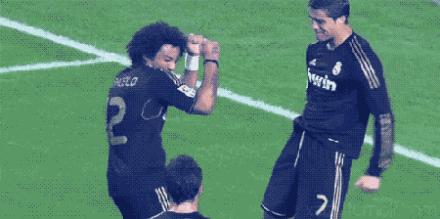 撸串屌丝勇夺「世界杯」？这部“国足之光”让我笑到飙泪