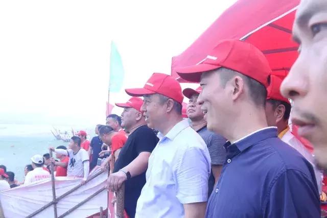 芜湖东易日盛龙舟节,东易日盛划龙舟