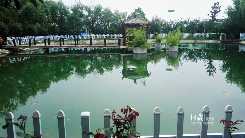 一个好玩的农庄！帐篷烧烤足球赛CS拓展摘果子