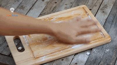 油烟机去污渍的小妙招有哪些,十年油烟污渍一喷就干净