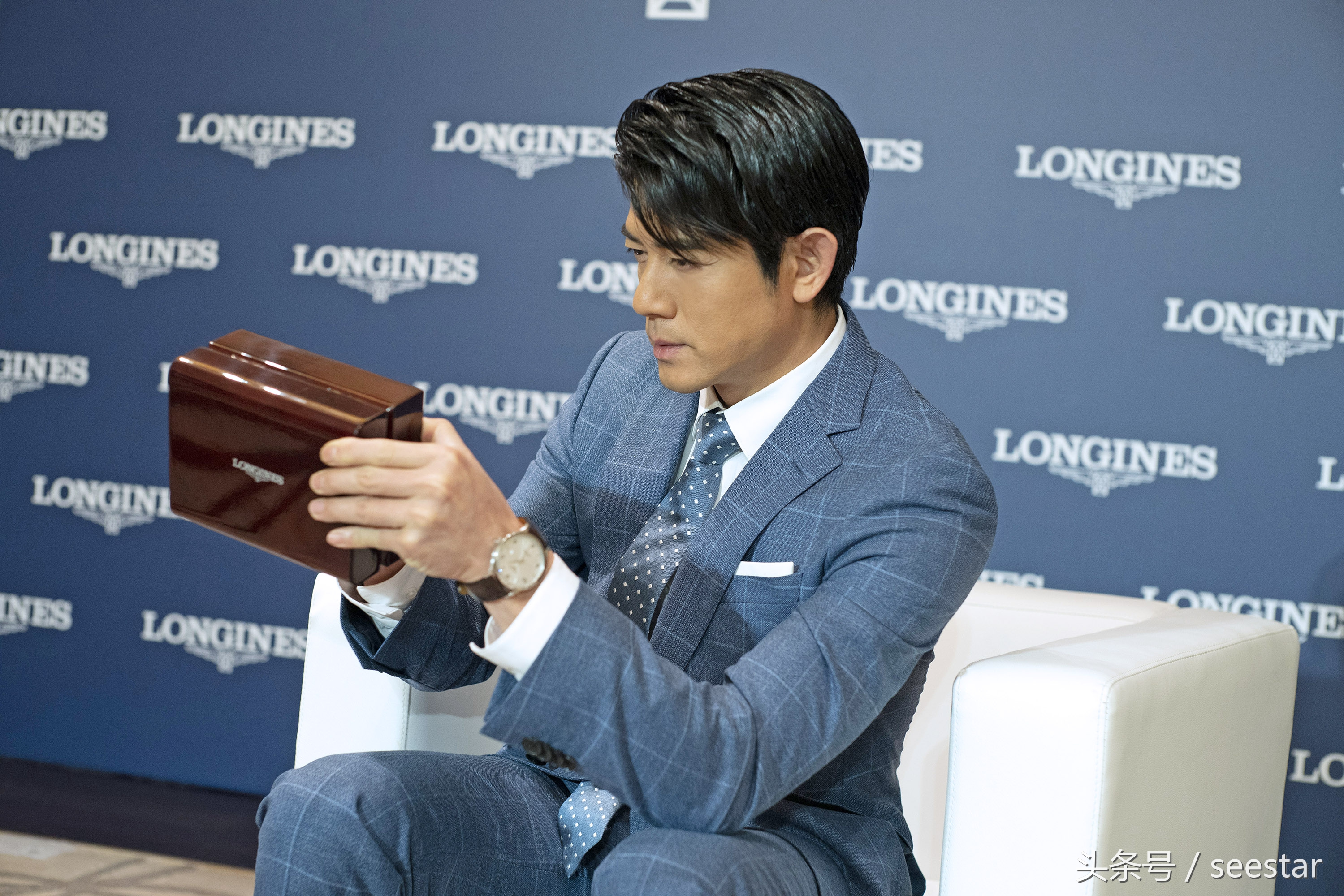 郭富城第一只浪琴手表,郭富城南非世界杯