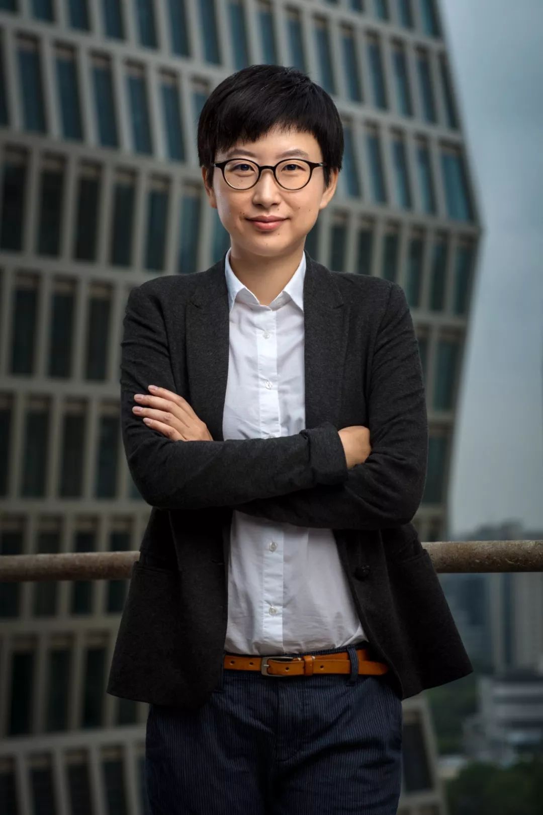 感谢每一位建设工厂的员工,感谢每一个建设中国的中国人英语