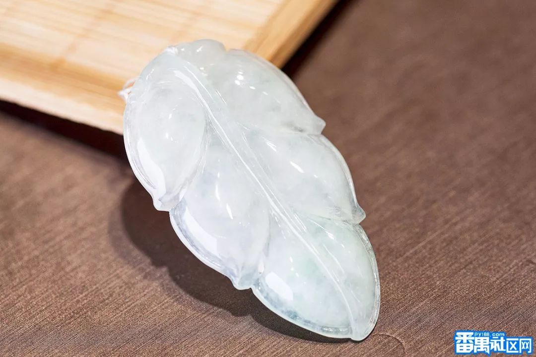 钻汇珠宝城这面“浪漫告白墙”即将开启霸屏模式！更多……