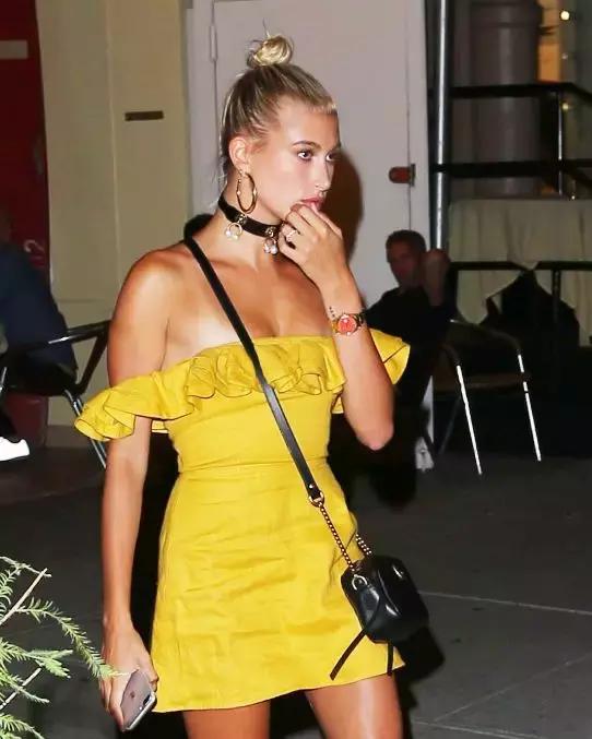 白皮肤比基尼夏日装,露肤装