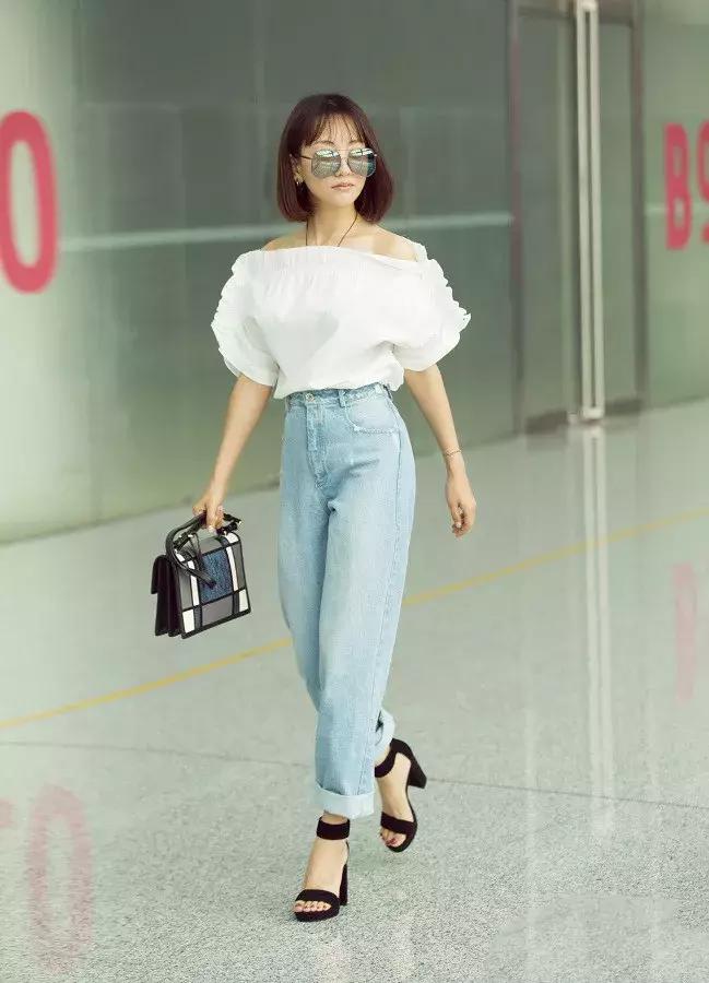 白皮肤比基尼夏日装,露肤装