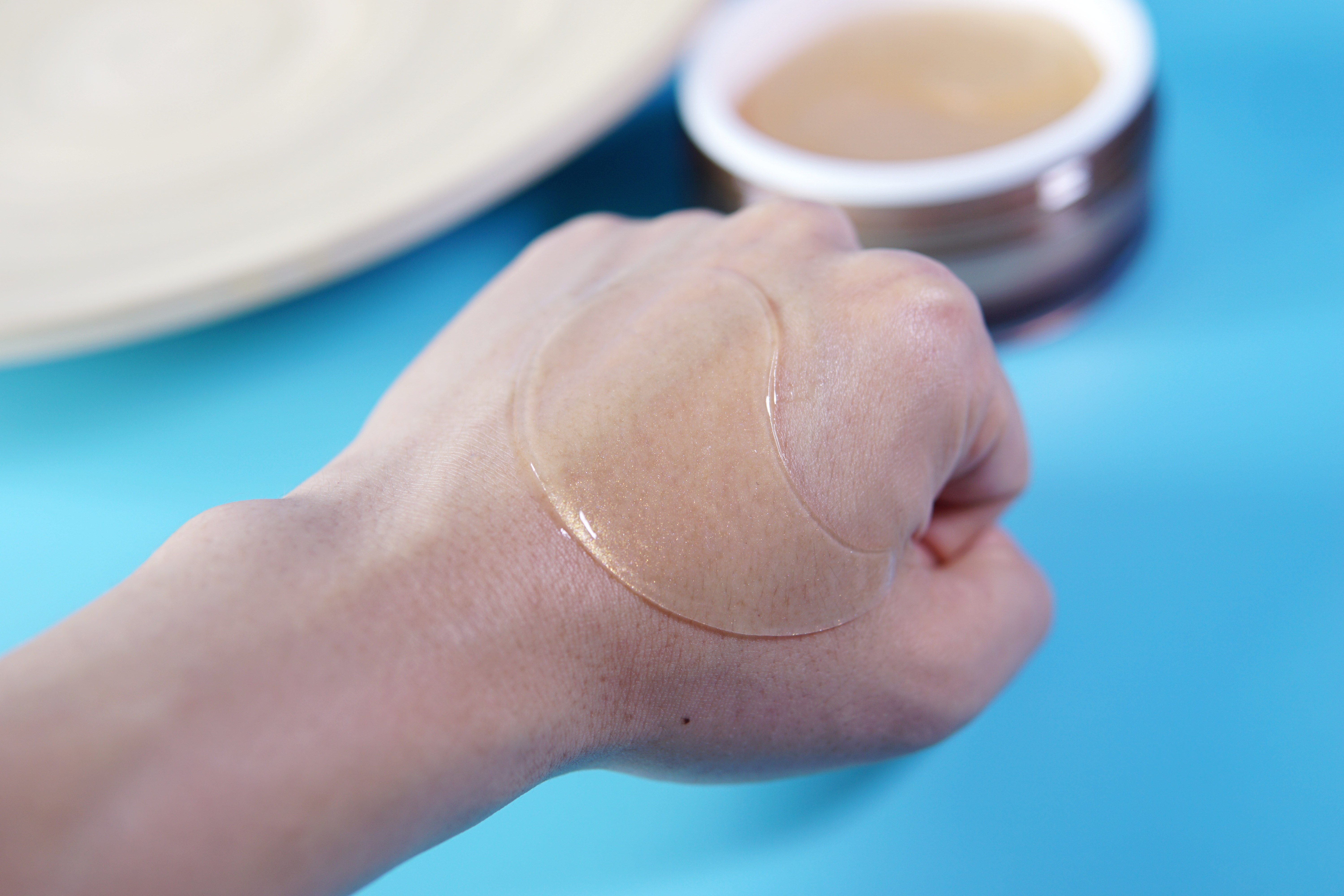 用了好多眼膜眼睛周围还是好干,最好用的十大眼膜排名