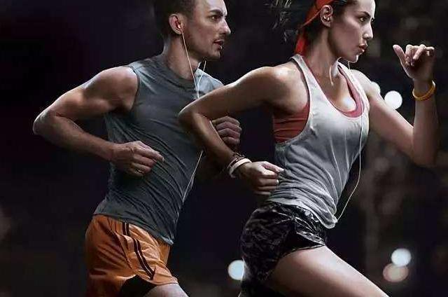 跑步小腿肌肉紧绷酸痛像抽筋,跑步大腿前侧肌肉抽筋怎么弄