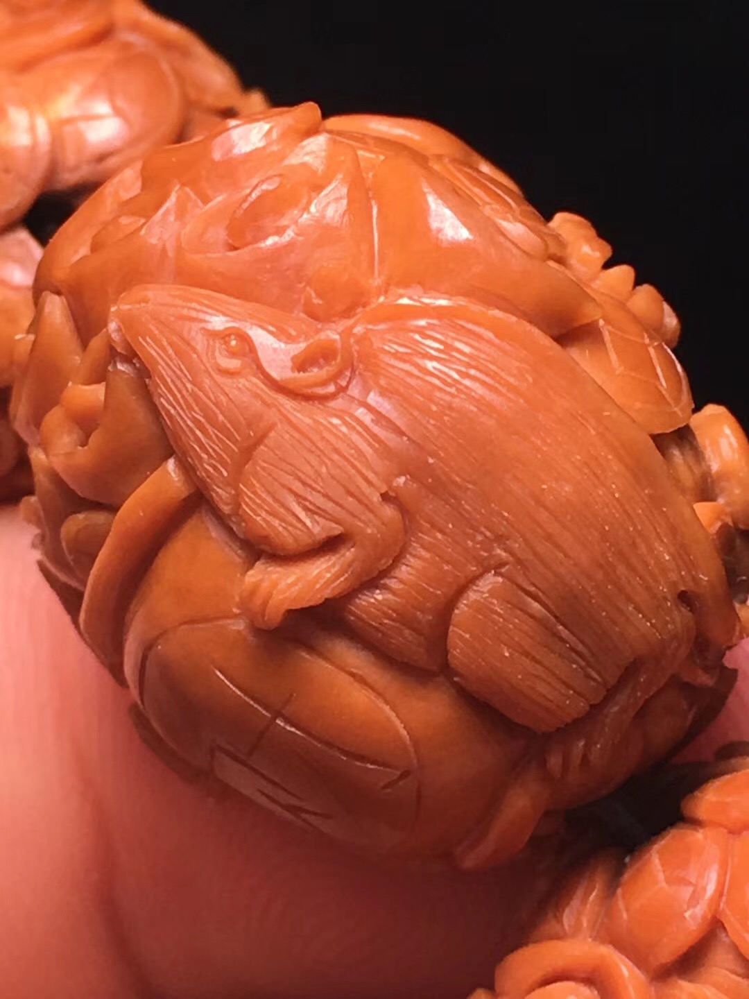 什么样的橄榄核值得把玩,什么样的橄榄核雕最好