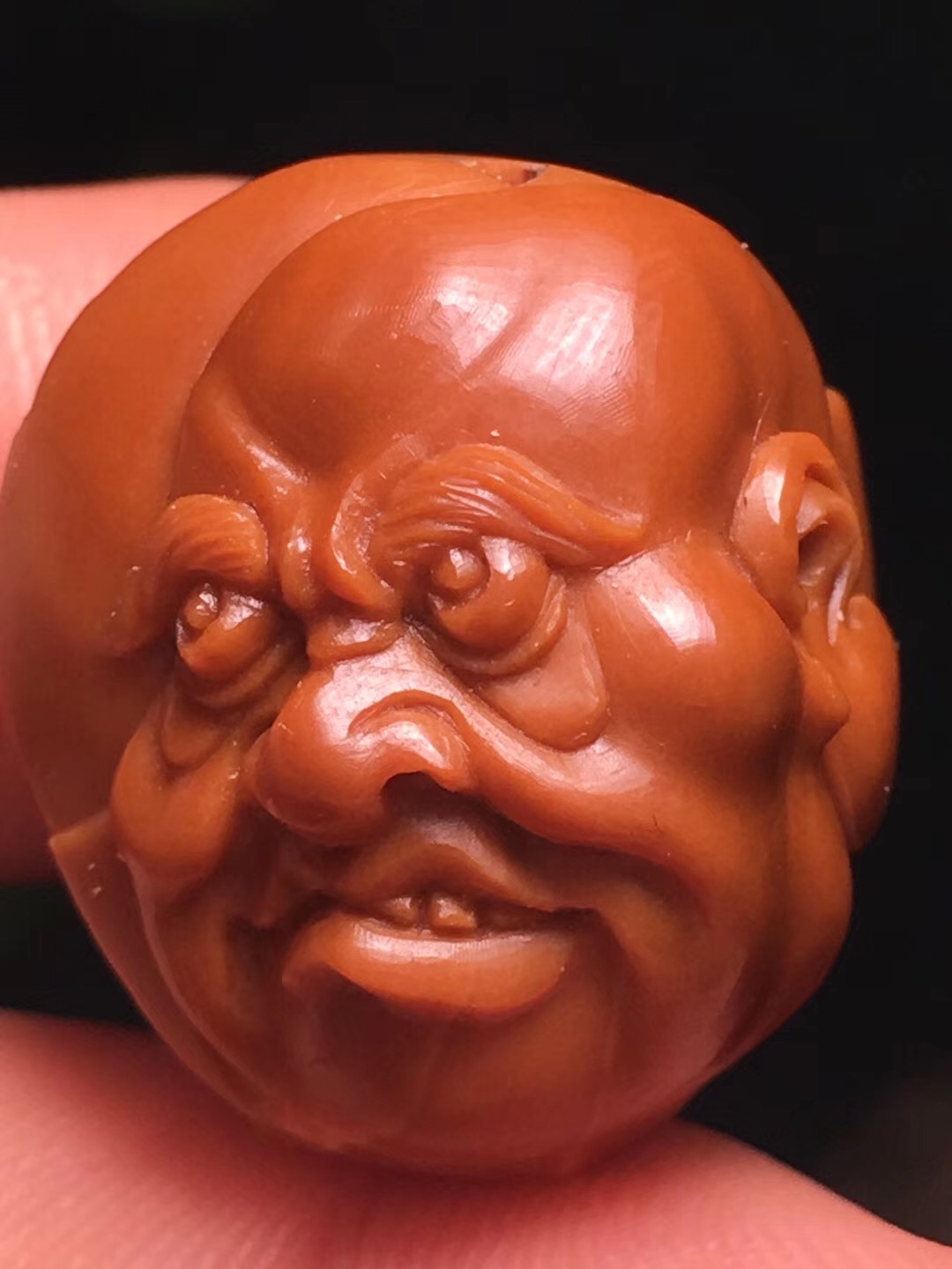 什么样的橄榄核值得把玩,什么样的橄榄核雕最好