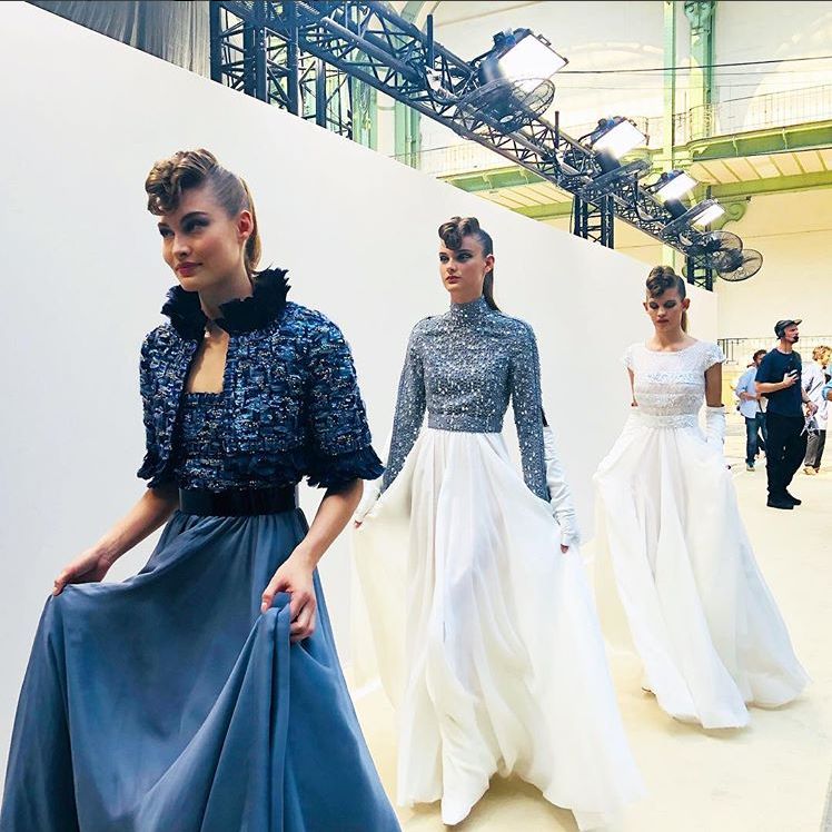 塞纳河倒映着埃菲尔铁塔,香奈儿的绝美高定