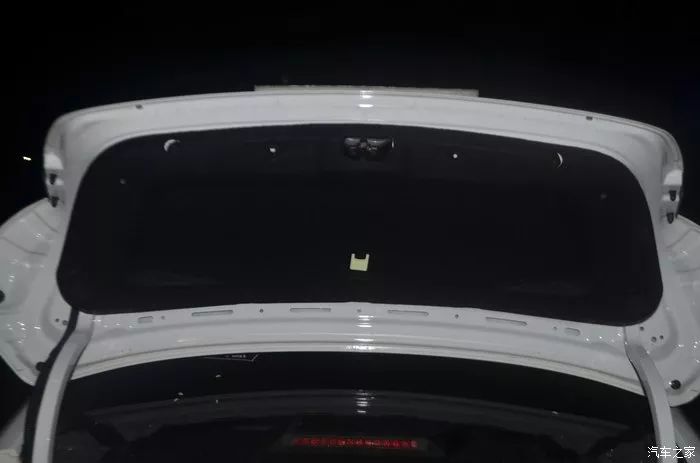 360度四路全景流媒体后视镜安装,多功能流媒体后视镜安装过程