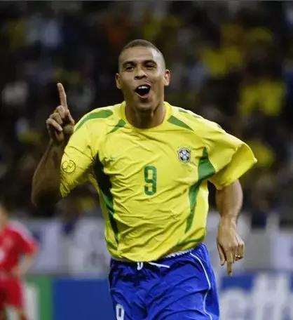 世界足球历史上的十大巨星,世界杯我们有什么