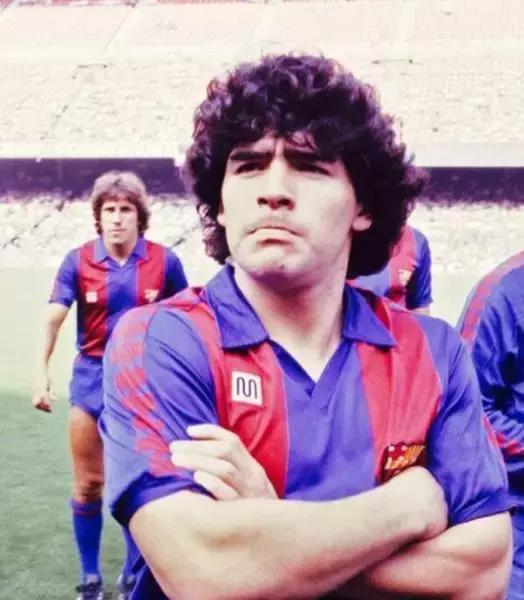 世界足球历史上的十大巨星,世界杯我们有什么