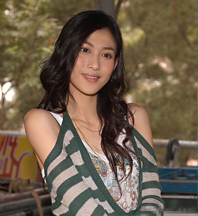 杨千嬅陈敏之周丽淇李彩桦对比照,周丽淇陈敏李彩桦傻傻分不清