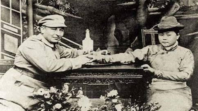 清朝地位最高的名妓，被尊为护国娘娘，凭的却仅仅是一张照片