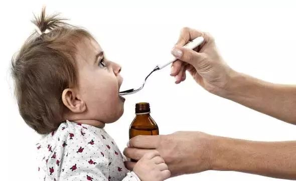 儿童慎用的感冒药,小孩的感冒药哪些是禁止使用了