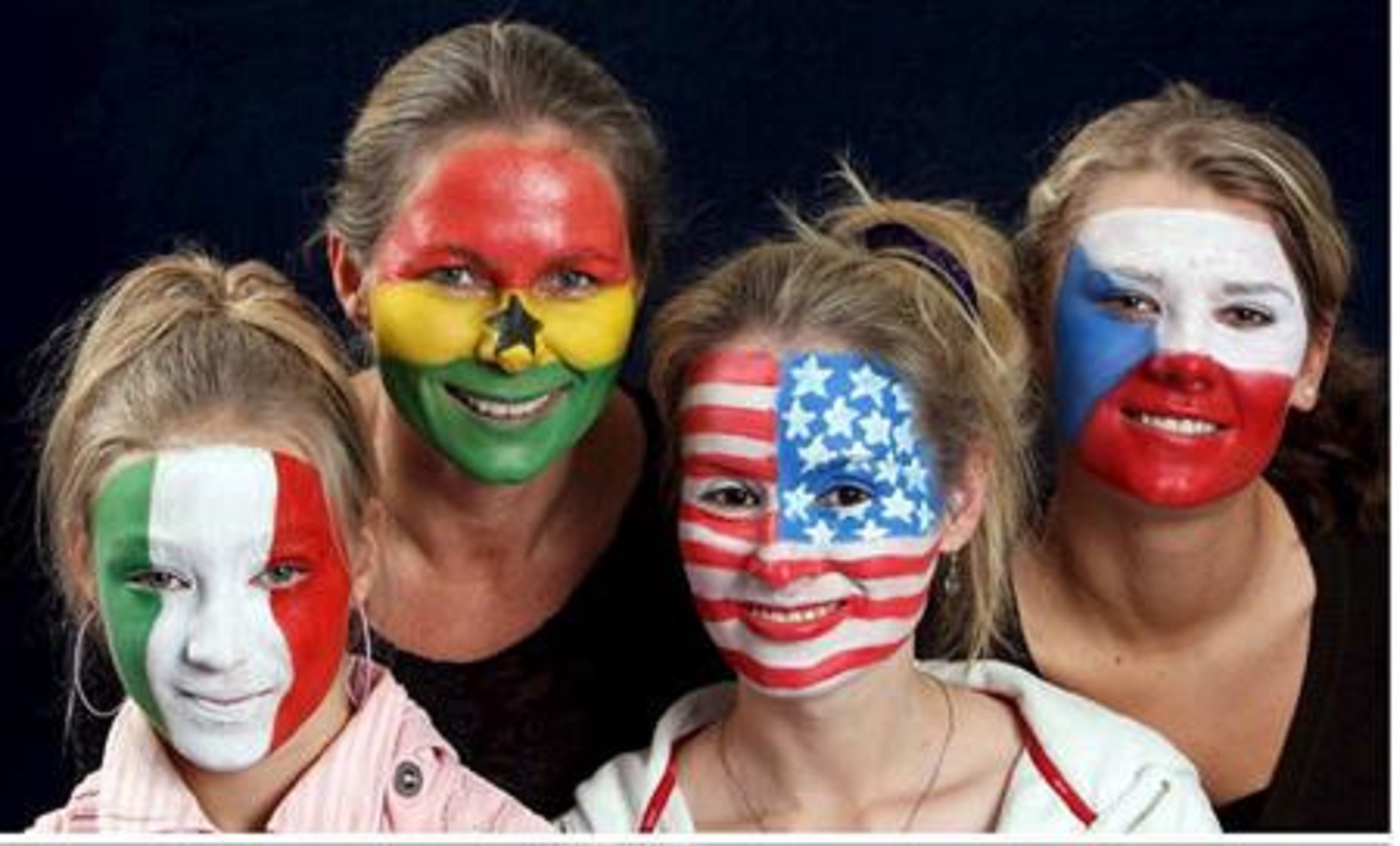 猜球女王纹身彩绘，百发百中预测世界杯