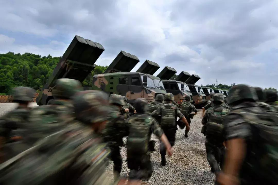 中校营长,突然成了全军典型?背后又什么重大变化?