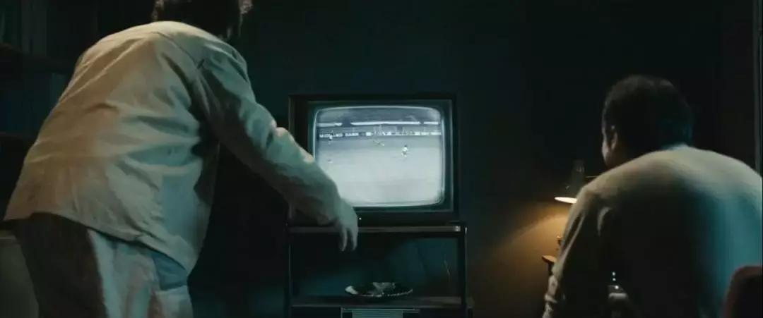 扒一扒那些三观奇葩的电视剧,扒一扒电影中的那些奇葩球迷