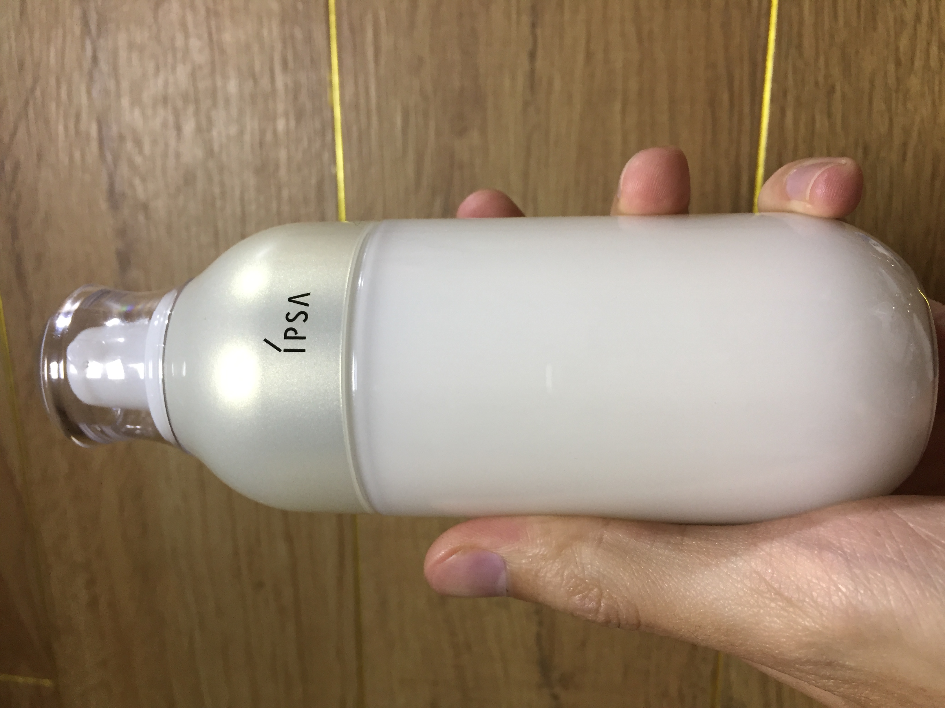 茵芙莎水乳测评,茵芙莎精华乳