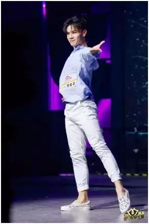 杨超越全村的希望名场面,杨超越全村希望视频