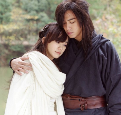 陈意涵与许富翔同居，否认怀孕，前男友可以组成篮球队