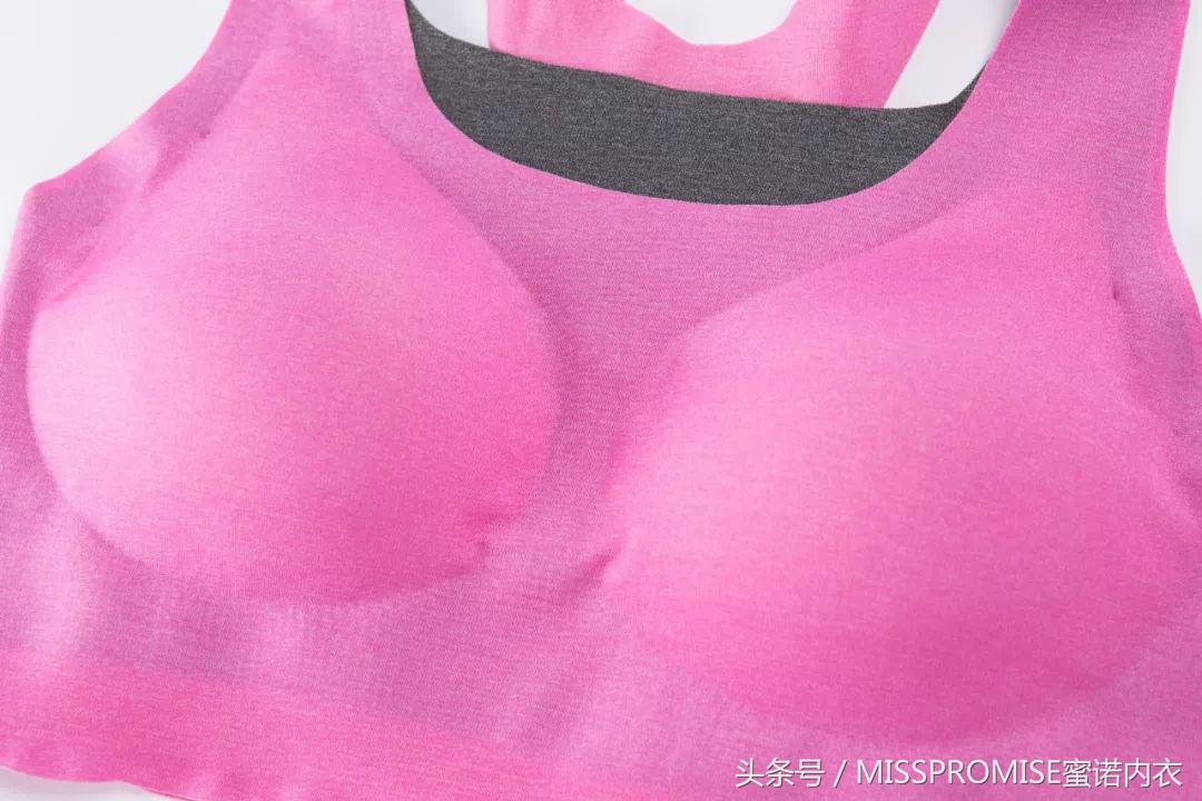 文胸穿有钢圈好还是无钢圈好,有钢圈和无钢圈的文胸