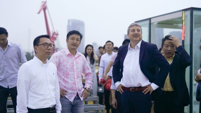 邹市明与冉莹颖拳坛传奇的另一面,冉莹颖和邹市明出席活动