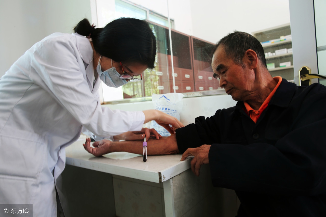 抽血化验吃饭与空腹有什么差距呢,抽血化验医生让饮食清淡为什么