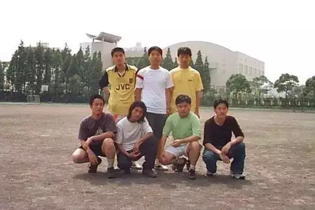 校园｜职业和业余的区别究竟有多恐怖？看看荣誉背后的这遍体鳞伤