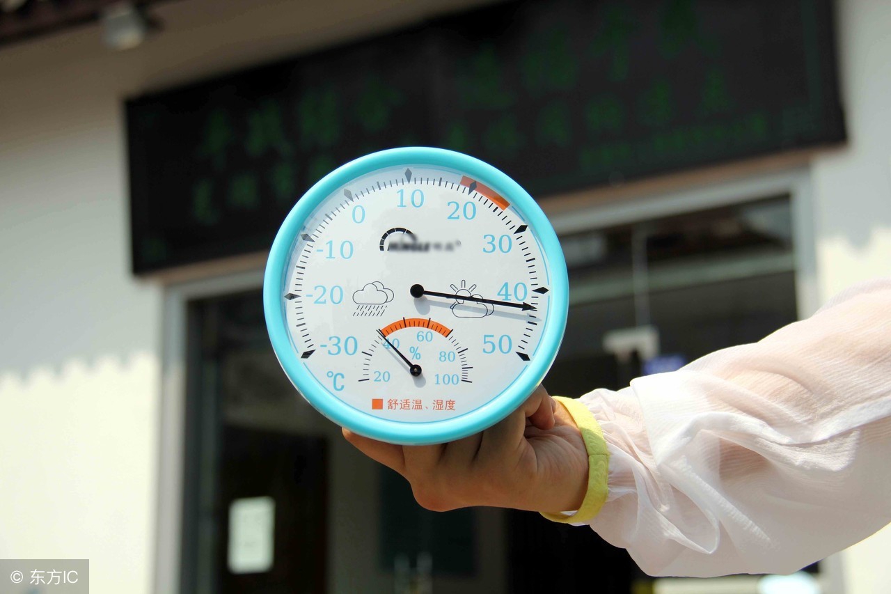 宝宝发烧38.7物理降温的正确做法,发烧38.5度可以用白酒降温吗