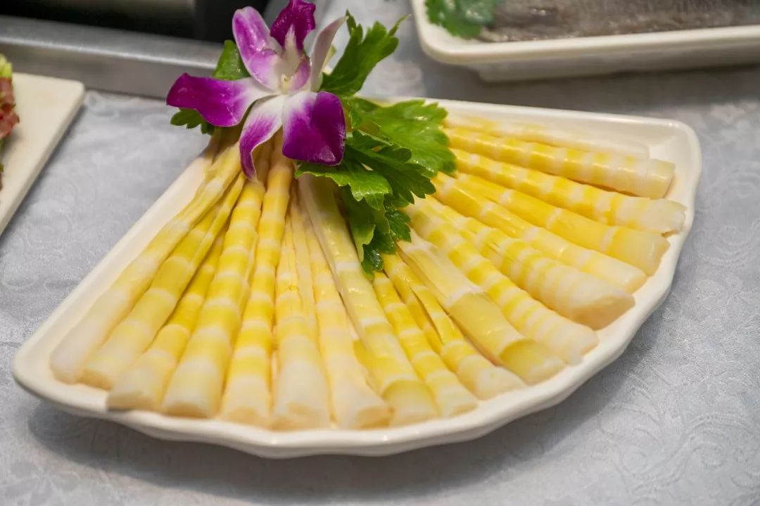 比仙女山好玩的地方,仙女山森林火锅