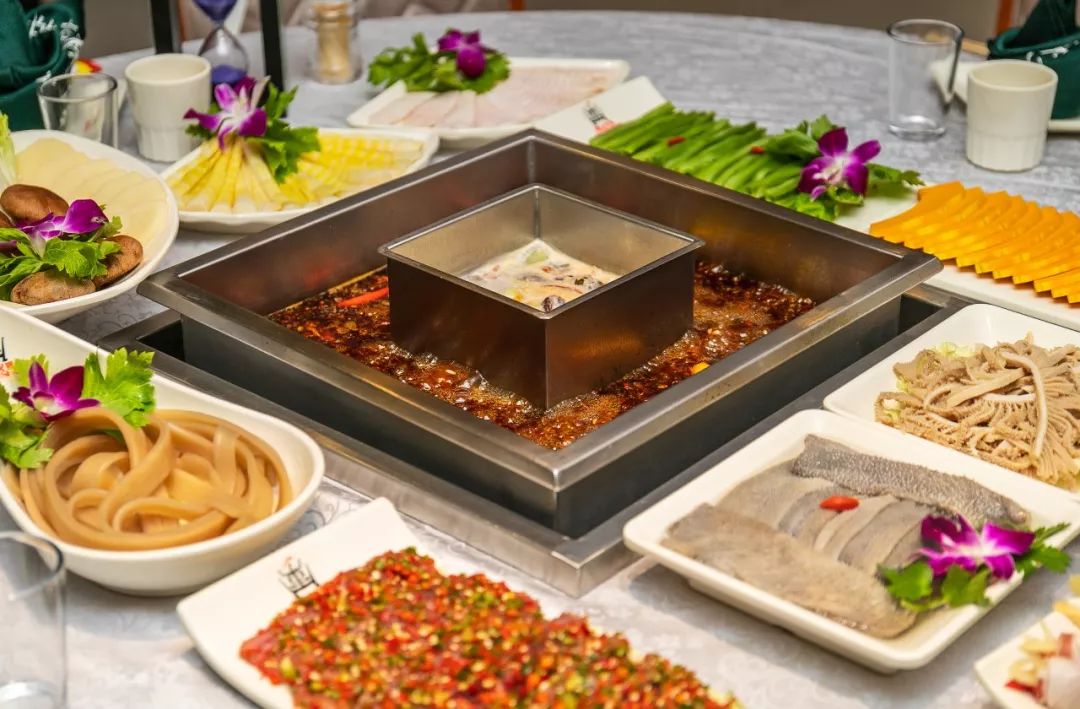 比仙女山好玩的地方,仙女山森林火锅