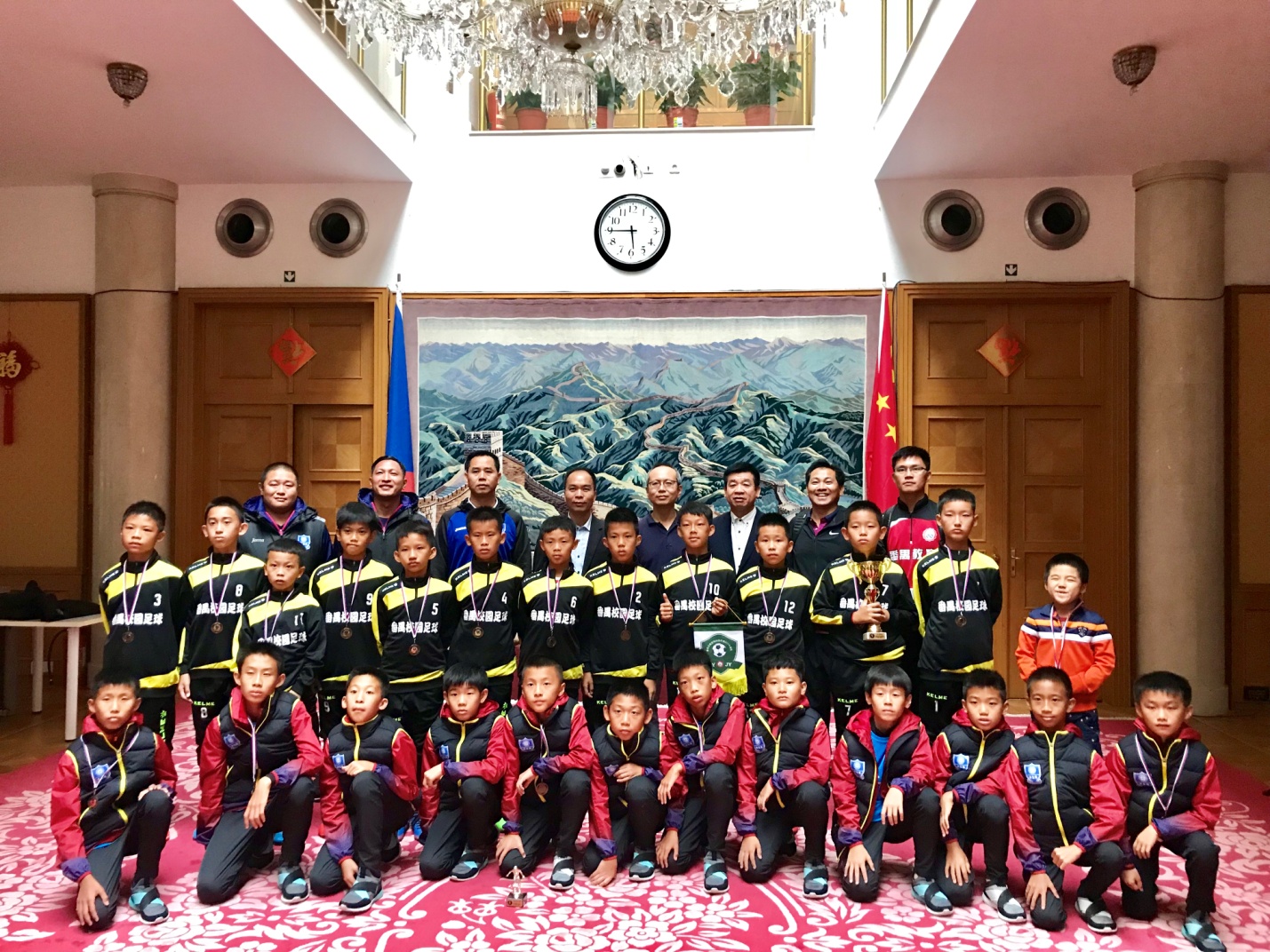 番禺区教育体育局,番禺区中小学校园足球