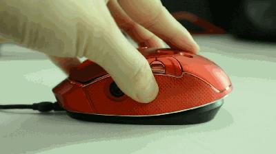 国产大玩个性，分分钟玩懂赛德斯飞鱼游戏鼠标